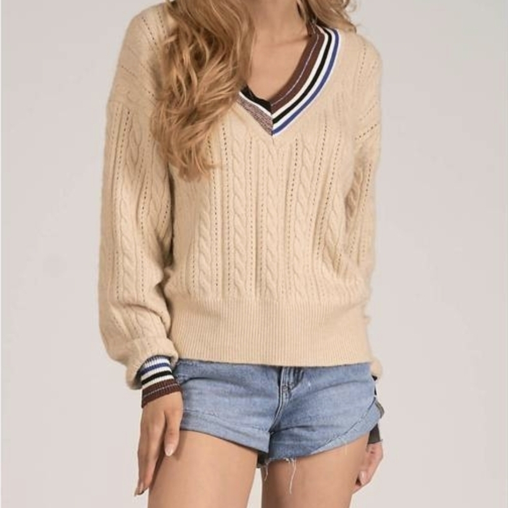 Elan Women's Beige V-Neck Cable Knit Sweater Size L